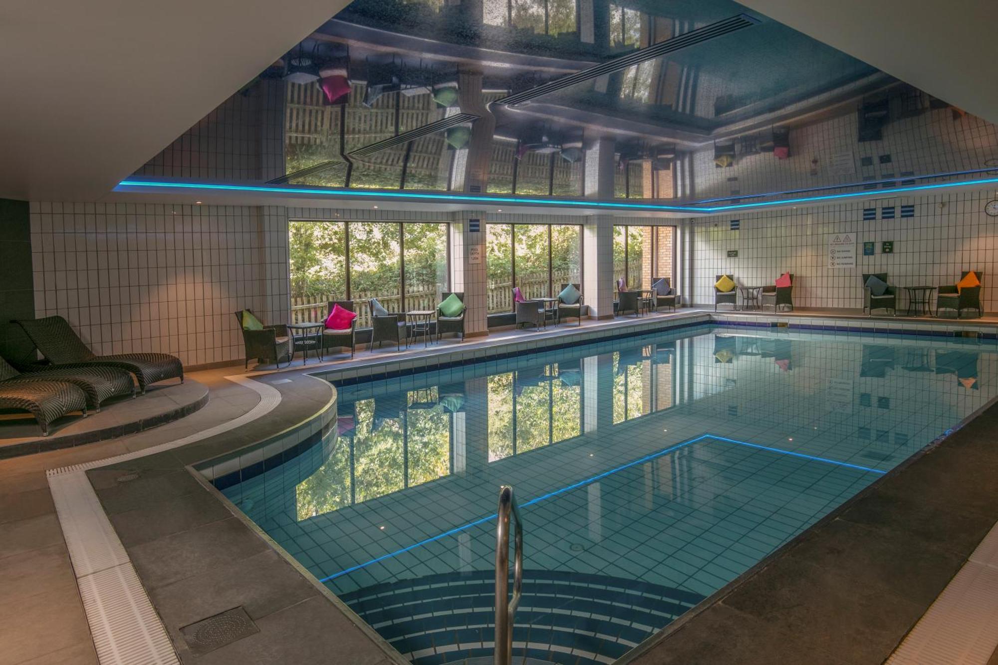 Hampshire Court Hotel & Spa Basingstoke Bagian luar foto